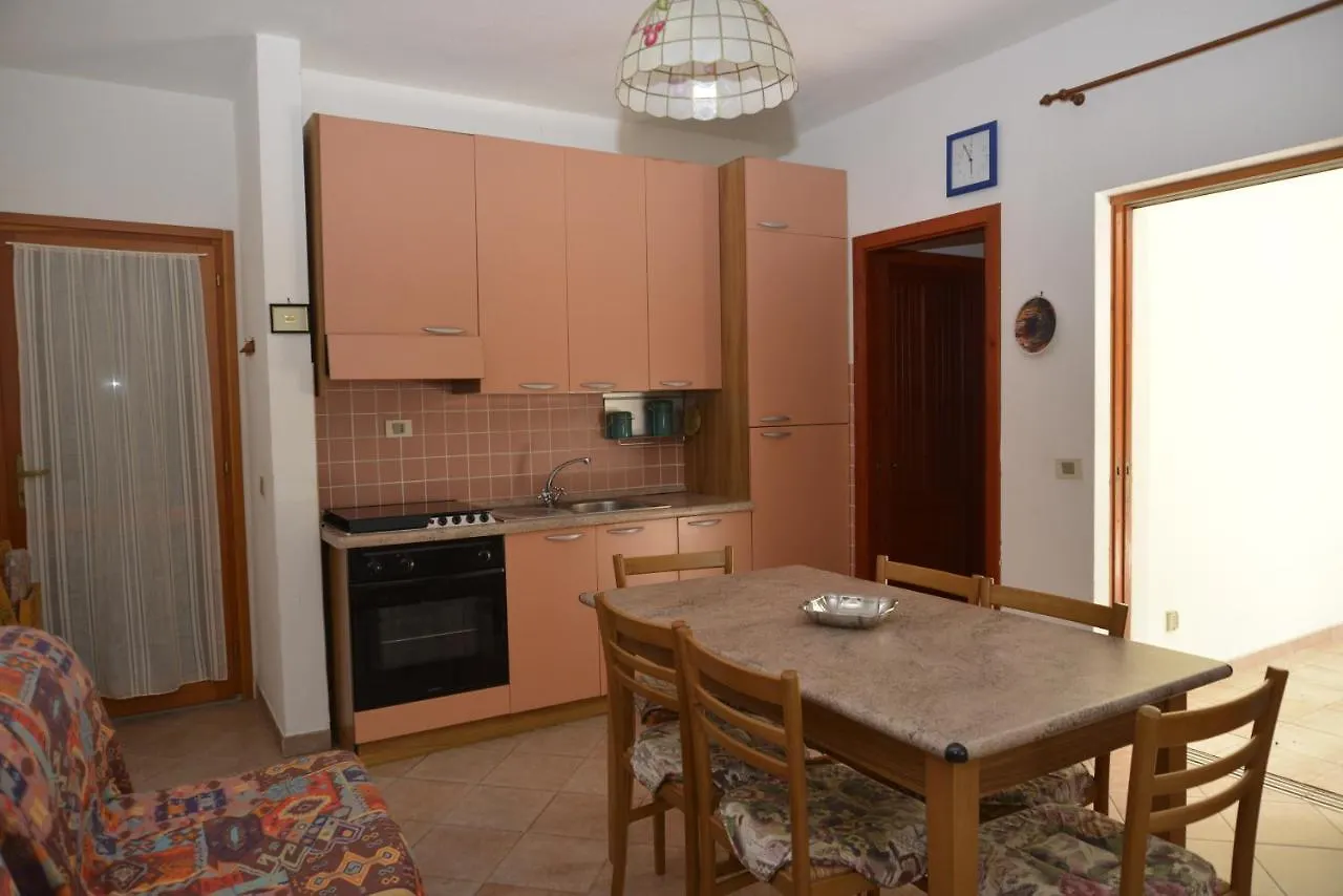 Apartment Residence Della Torre Isola Rossa Italien